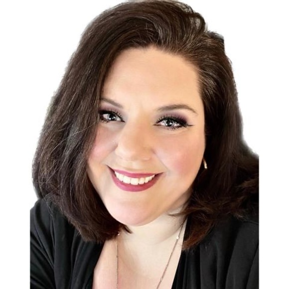 Meet your Posher, Heather - Picture 1 of 1